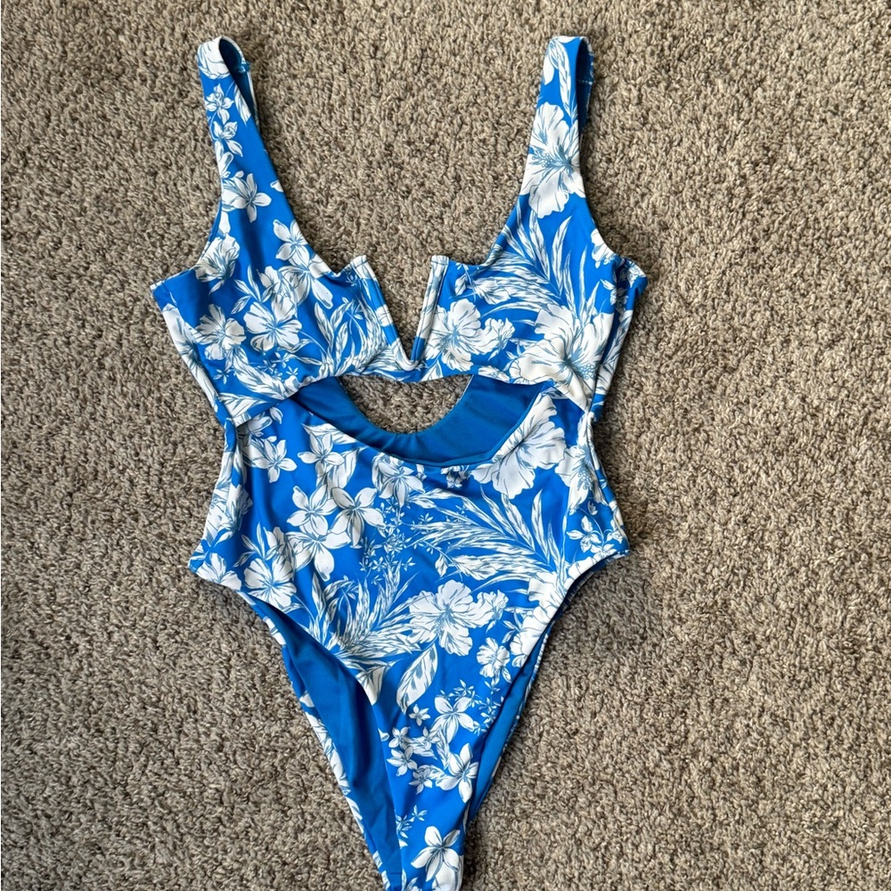 Hawaiian flower one piece swimsuit